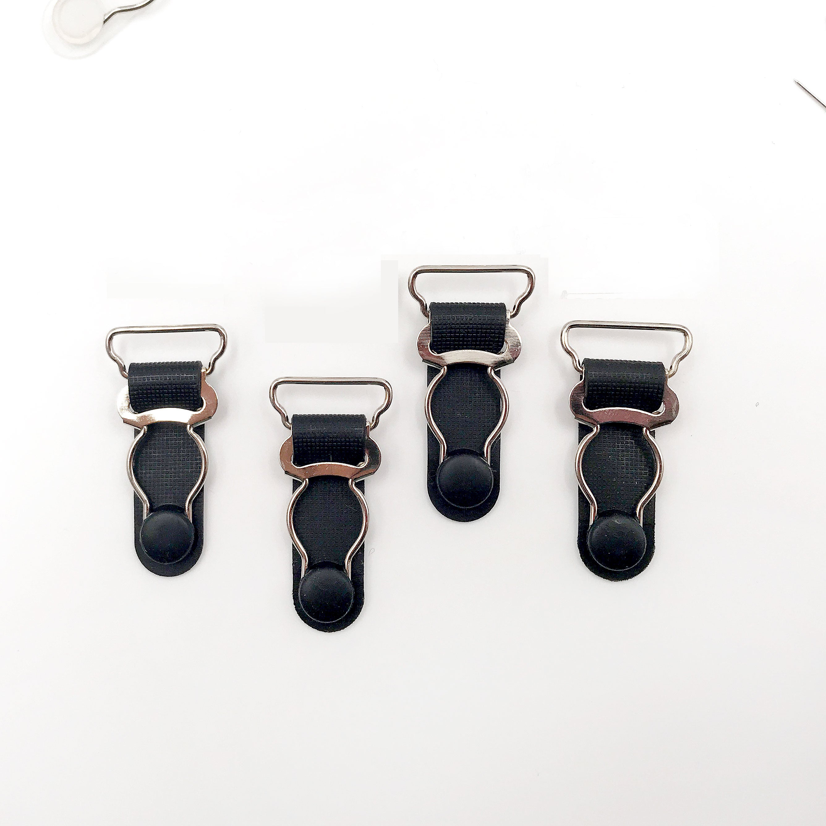 3/4" (20mm) Garter Clips for Lingerie in Clear/Silver or Black/Silver - Set of 4 - Stitch Love Studio