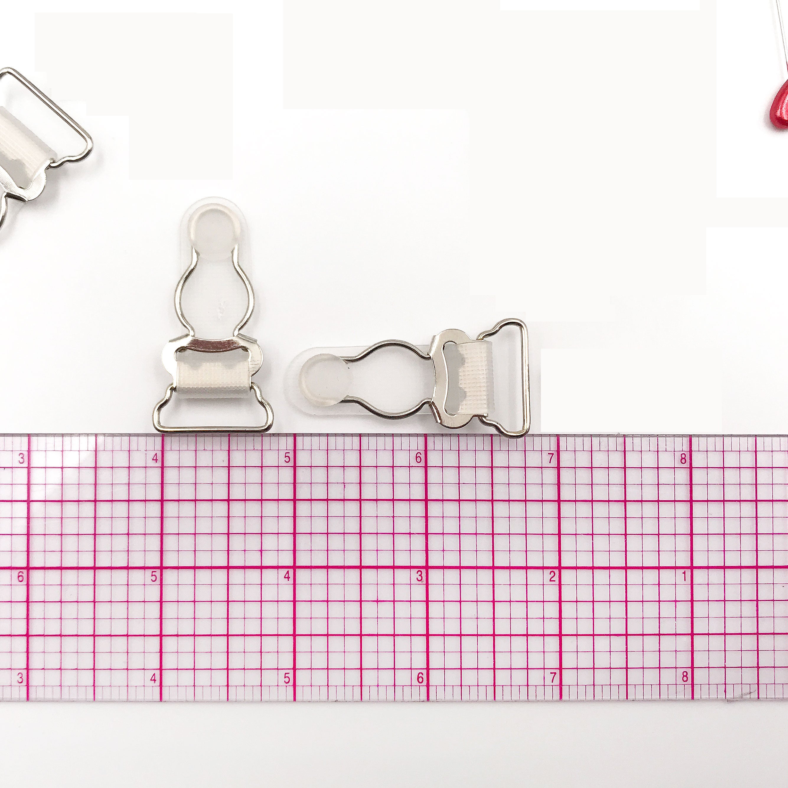 3/4" (20mm) Garter Clips for Lingerie in Clear/Silver or Black/Silver - Set of 4 - Stitch Love Studio