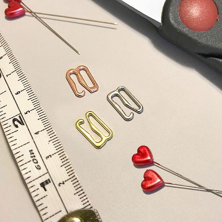 1/4" (6mm), 5/16" (8mm), 3/8" (10mm), 1/2" (12mm), 5/8" (15mm) Bra Strap Slider G Hook- Set of 2 - Stitch Love Studio