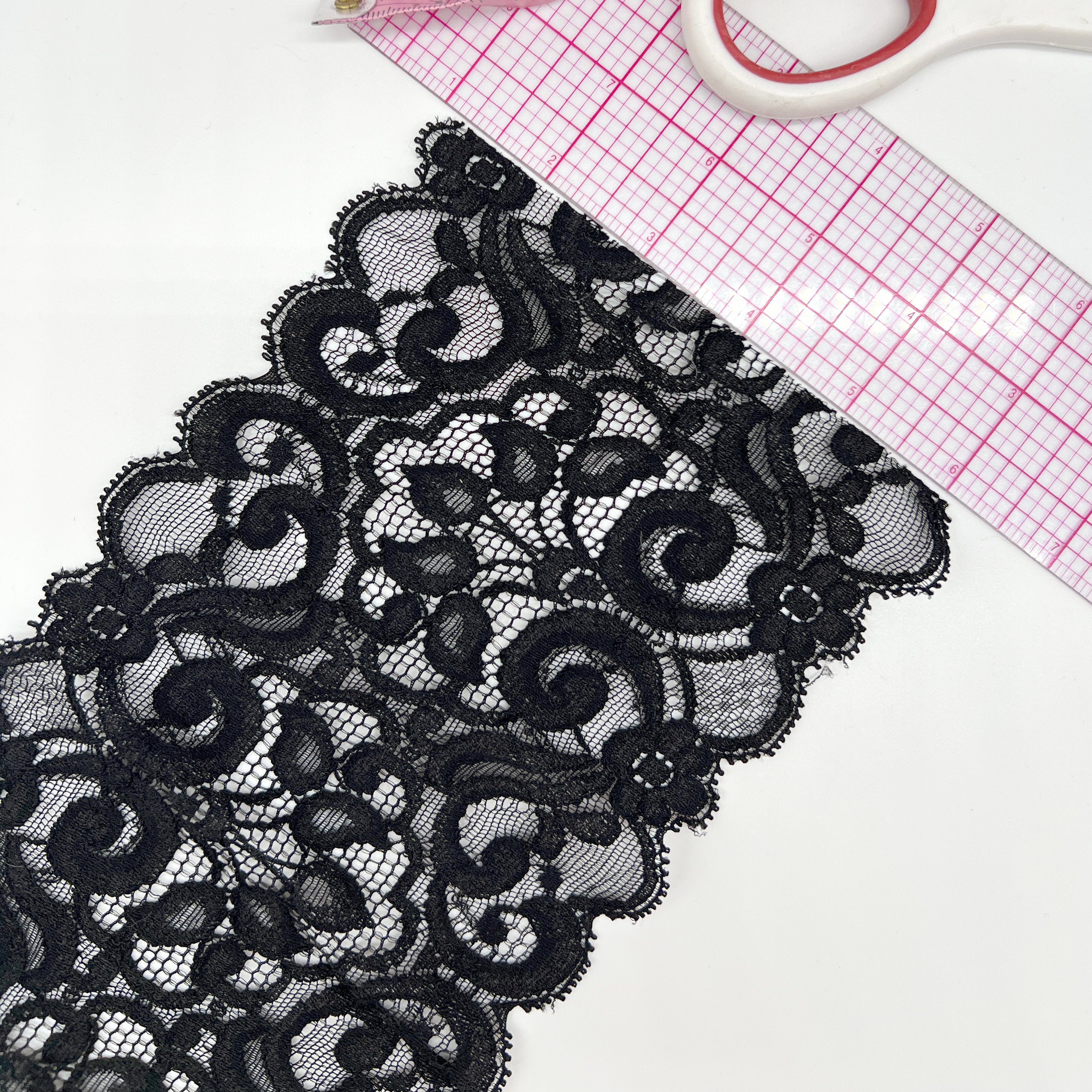 5 1/2" (14cm) Wide Flowery Black Lace- 1 Yard - Stitch Love Studio