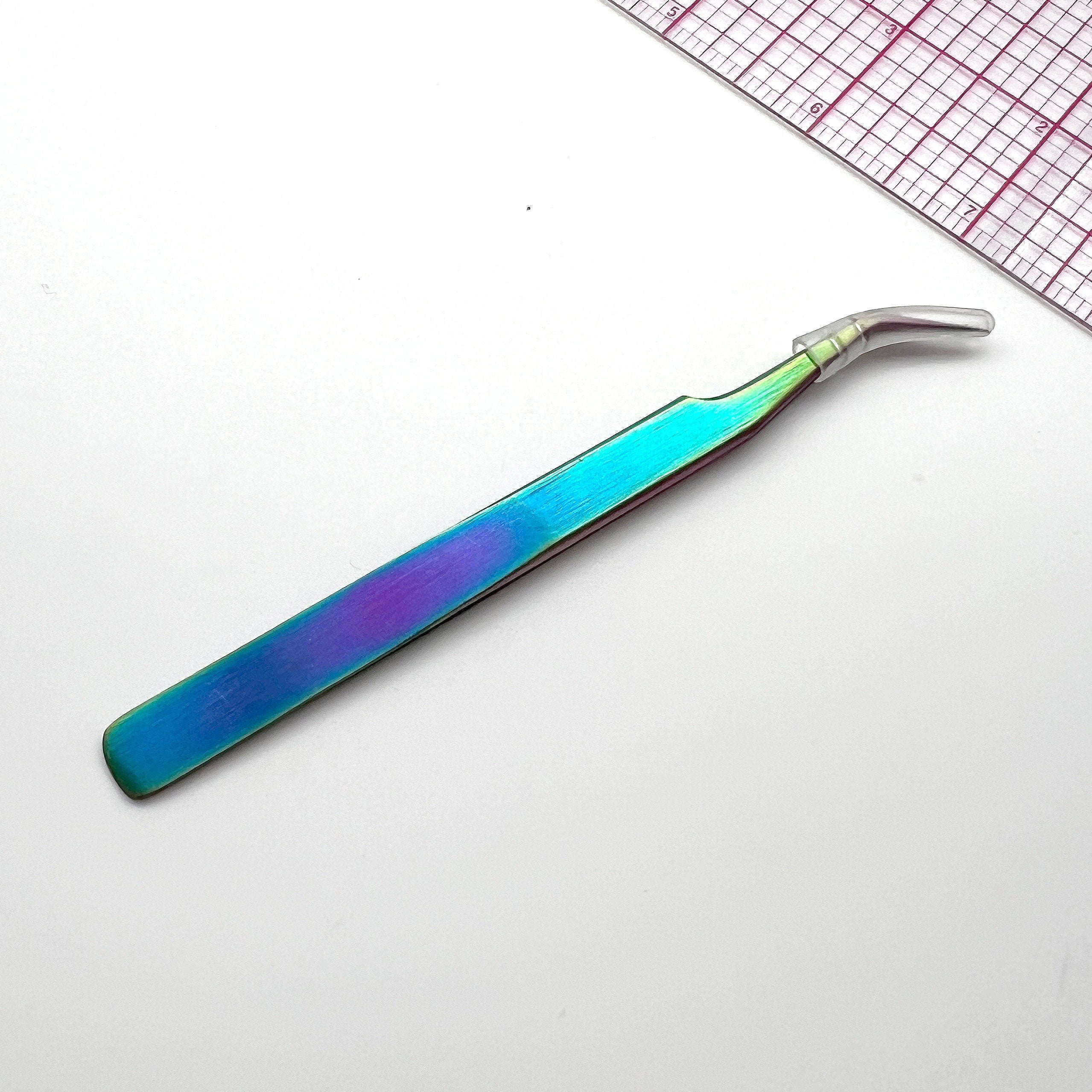 Sewing Thread Tweezers with Curved Tip- 4 Colors - Stitch Love Studio